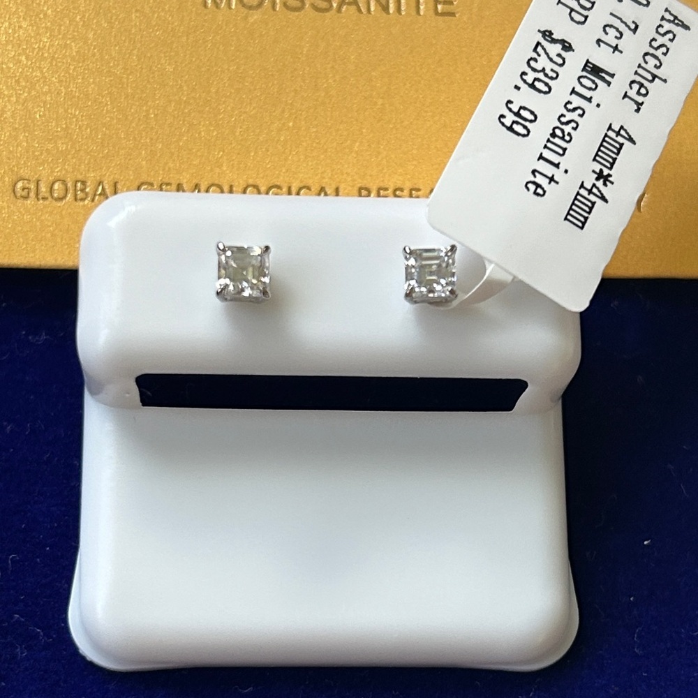Moissanite Diamond Asscher Cut Stud 925 sterling silver‎ Earrings